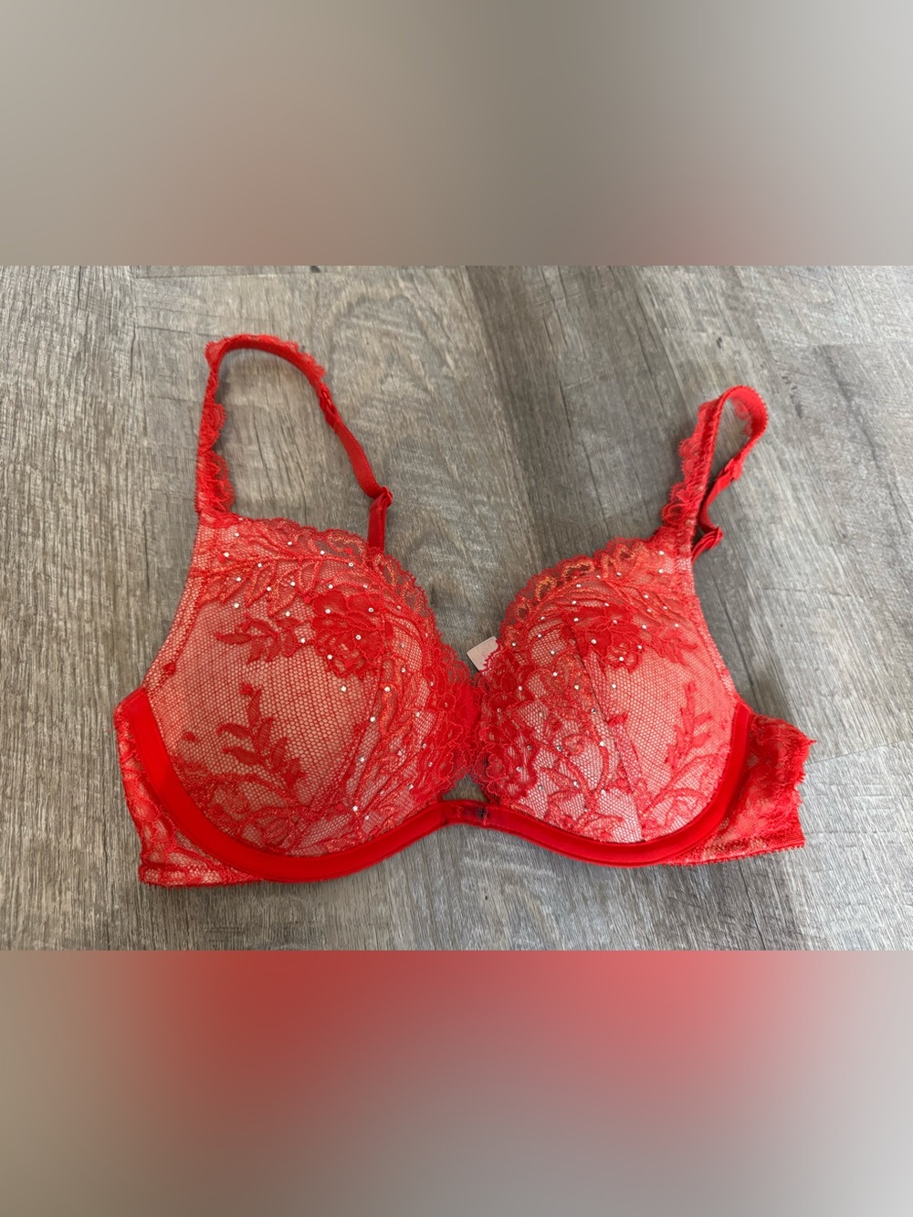 Victoria's Secret Red Lace Underwire Embroidered Push-Up Bra Rhinestones 32B